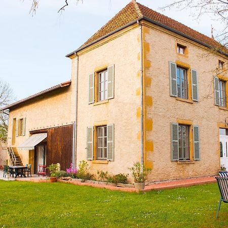 Aux Ronzieres Bed & Breakfast Pouilly-sous-Charlieu ห้อง รูปภาพ